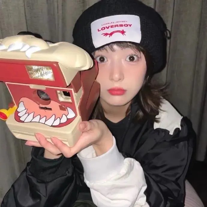 游戏花丛 海报
